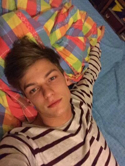  ,   Dima, 28 ,   