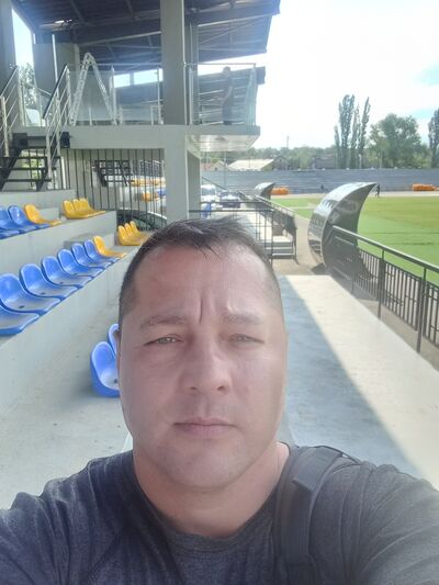  ,   Oleg, 47 ,   ,   