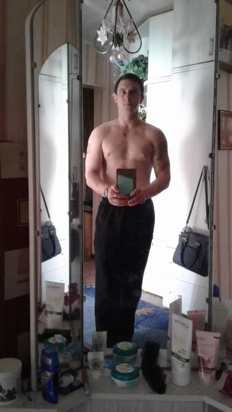  ,   Mikhail, 35 ,   ,   