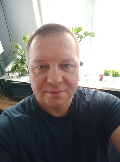  ,   Vitalii, 40 ,   ,   