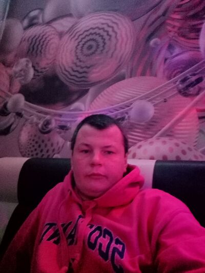 ,   Stepan, 33 ,   ,   