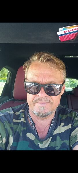  ,   Alex, 47 ,   ,   