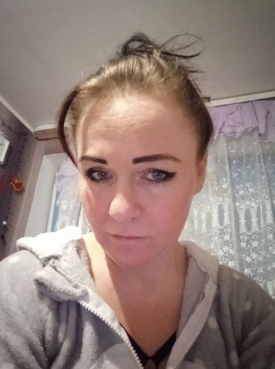  ,   Jylia, 42 ,   ,   