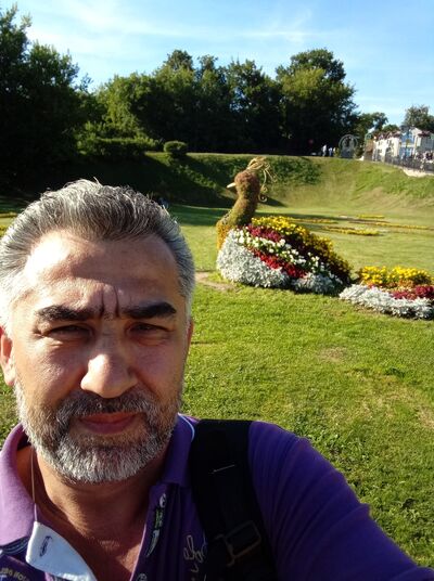  ,   emir, 52 ,   ,   