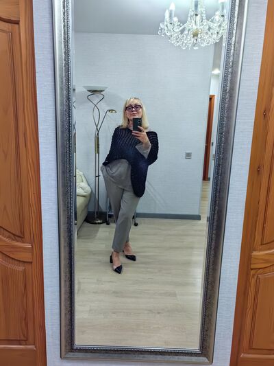  ,   Elena, 56 ,     , c 