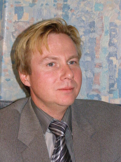  ,   Max, 52 ,   