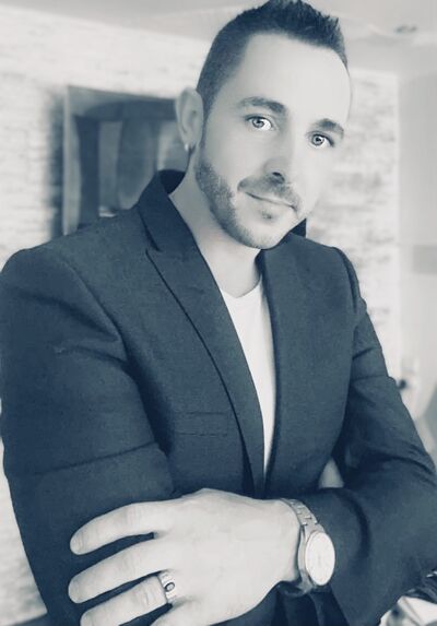  ,   Kristians, 42 ,   ,   , c 