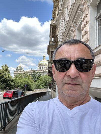 ,   Alikhan, 53 ,   ,   