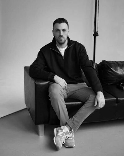  ,   Ernst, 46 ,   ,   , c , 