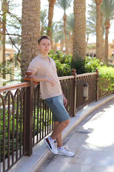  ,   Evgeny, 20 ,   ,   , c 