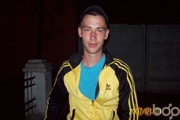  ,   Anton, 36 ,   
