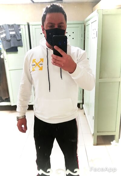  ,   Aleks, 33 ,   ,   