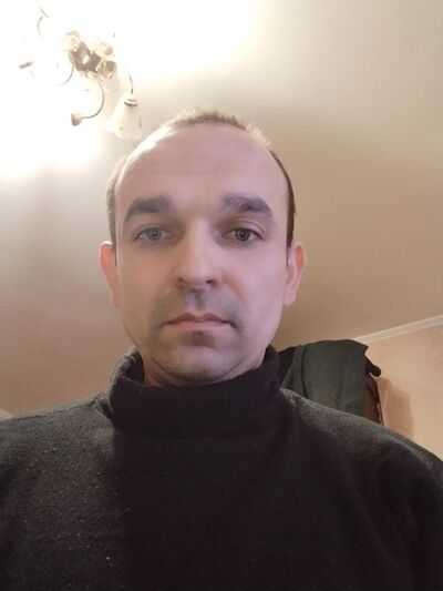  ,   Sergii, 37 ,   ,   , 