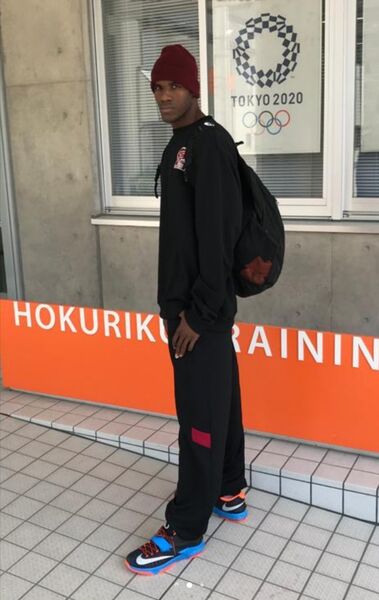  ,   Modibo, 30 ,  
