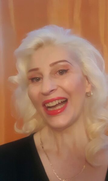  ,   Tatjana, 44 ,   ,   