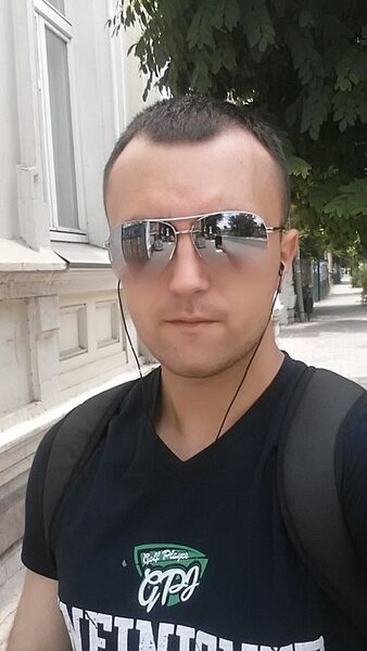  ,   Dima, 31 ,   