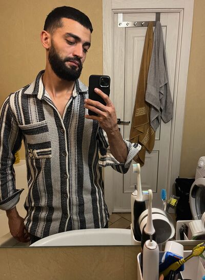  ,   Daniel, 27 ,   ,   , c 