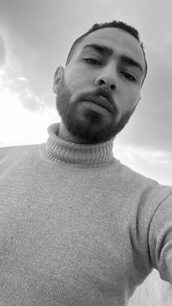  ,   Ahmed, 32 ,   ,   