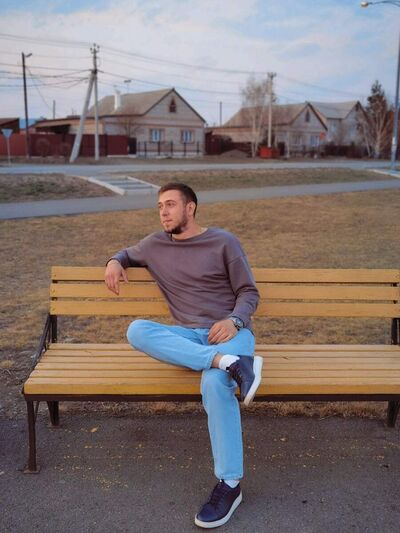  ,   Artem, 25 ,   ,   