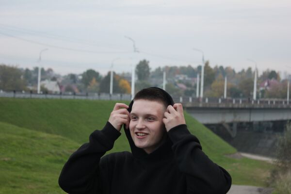  ,   Stas, 24 ,   ,   