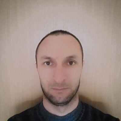  ,   Anatol, 44 ,   ,   