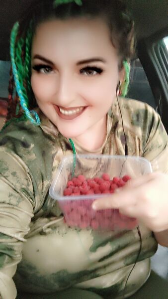  ,   Roxie, 35 ,   ,   , c , 
