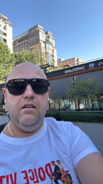  ,   Vladislav, 37 ,   ,   