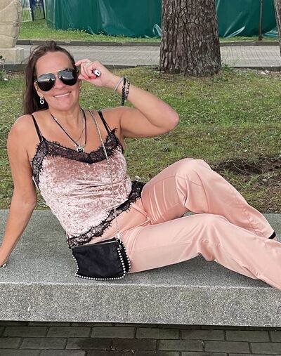  ,   , 52 ,   ,   