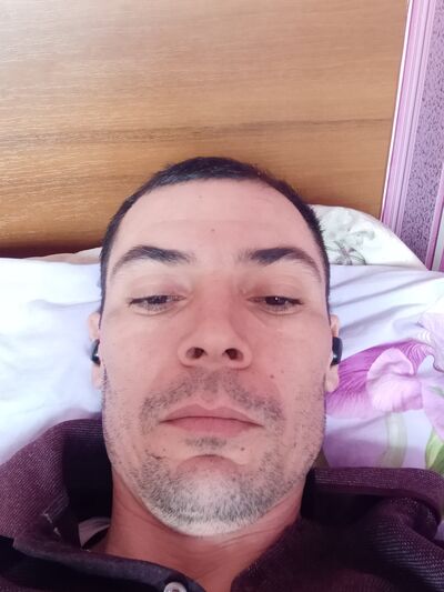  ,   Murad, 43 ,   c 