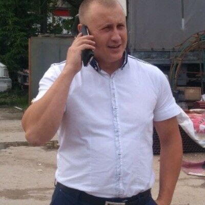  ,   Anton, 40 ,   ,   , c 