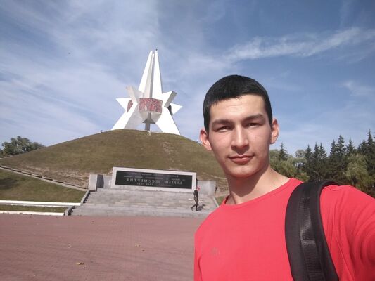  ,   Ruslan, 23 ,   ,   , c 