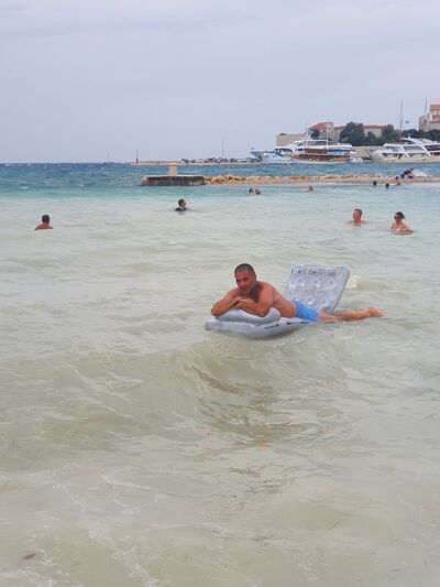  ,   Sergej, 45 ,   ,   