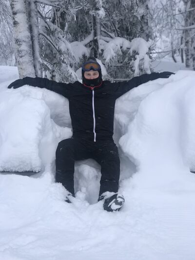  ,   Anton, 33 ,   ,   