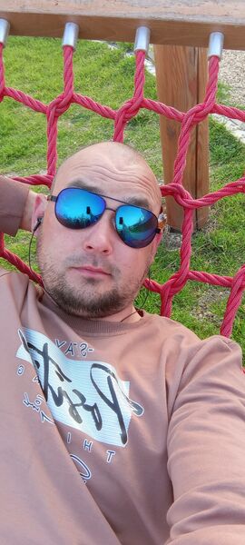  ٸ,   Alexander, 35 ,   ,   
