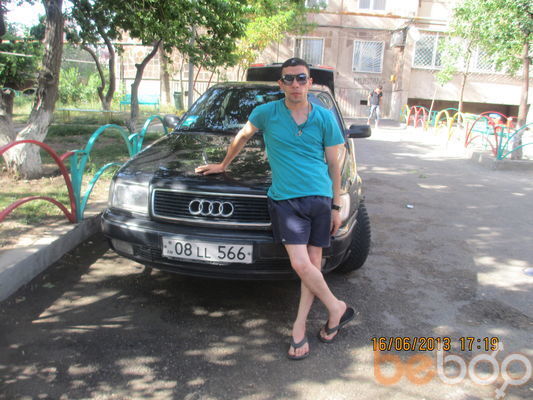  ,   Artur, 39 ,   