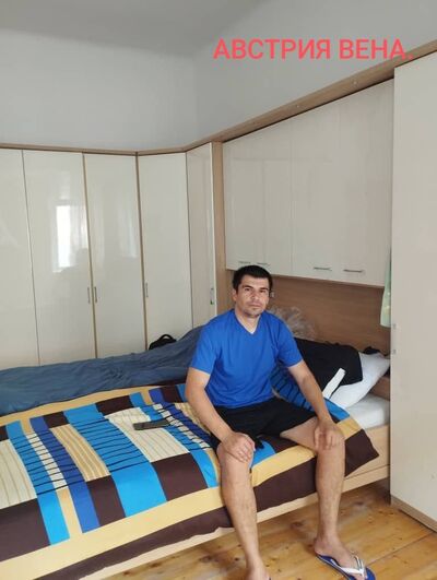  ,   Hozimjon, 36 ,   ,   