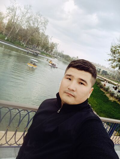  ,   Ali, 32 ,   ,   