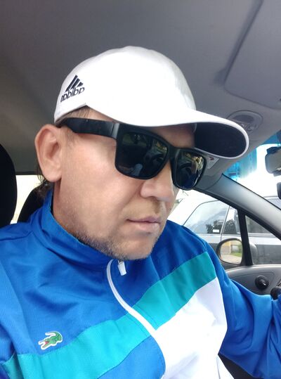  ,   Ryhard, 44 ,   ,   
