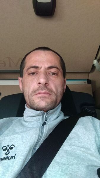  ,   Nikoloz, 47 ,   ,   