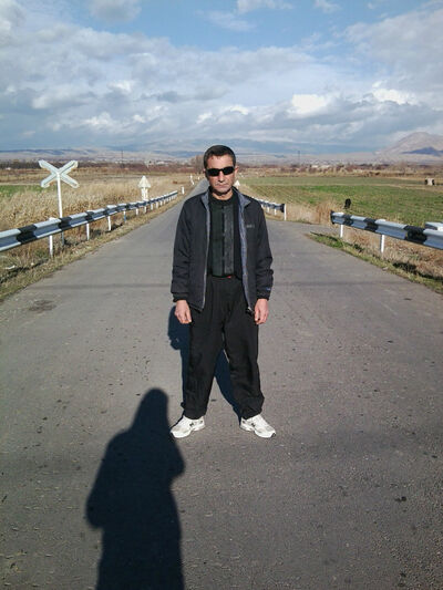 ,   Armen, 48 ,   
