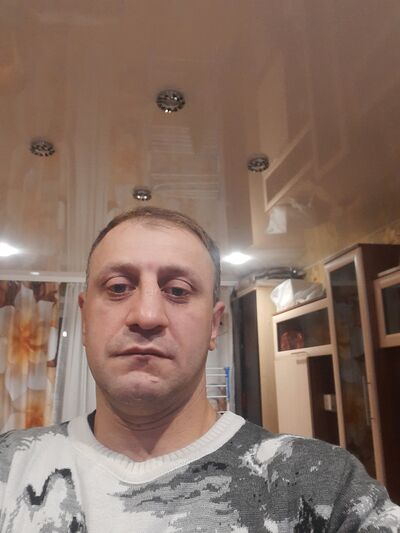  ,   Vitaly, 39 ,   c 