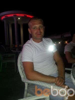  ,   Denis, 40 ,  