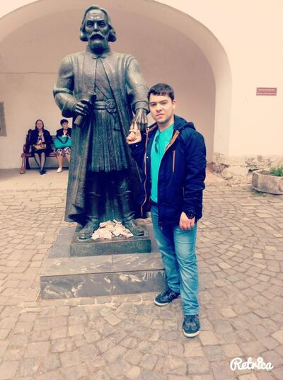  ,   Sergiu, 27 ,  