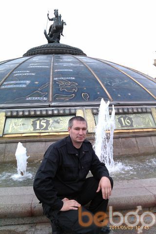  ,   Viktor, 49 ,     , c 