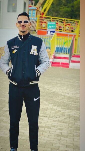  ,   Salah, 23 ,   ,   