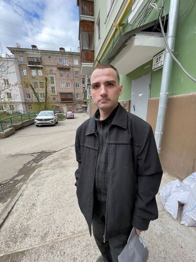 ,   Denis, 31 ,   ,   