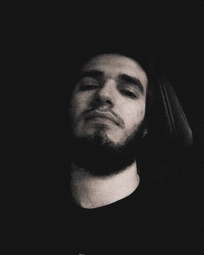  ,   Akela, 25 ,     , c 