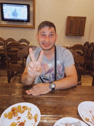  --,   , 32 ,   