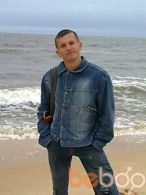  ,   Sergeek, 48 ,   
