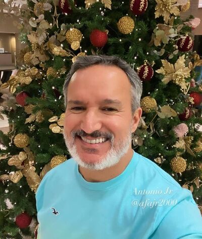  ,   Alex Henry, 60 ,   ,   